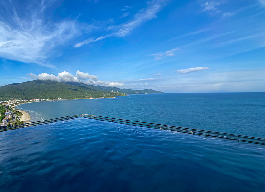 Outdoor swimming pool at Le Sands Oceanfront Danang Hotel
