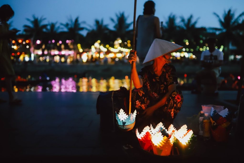 Hoi An Lantern Release