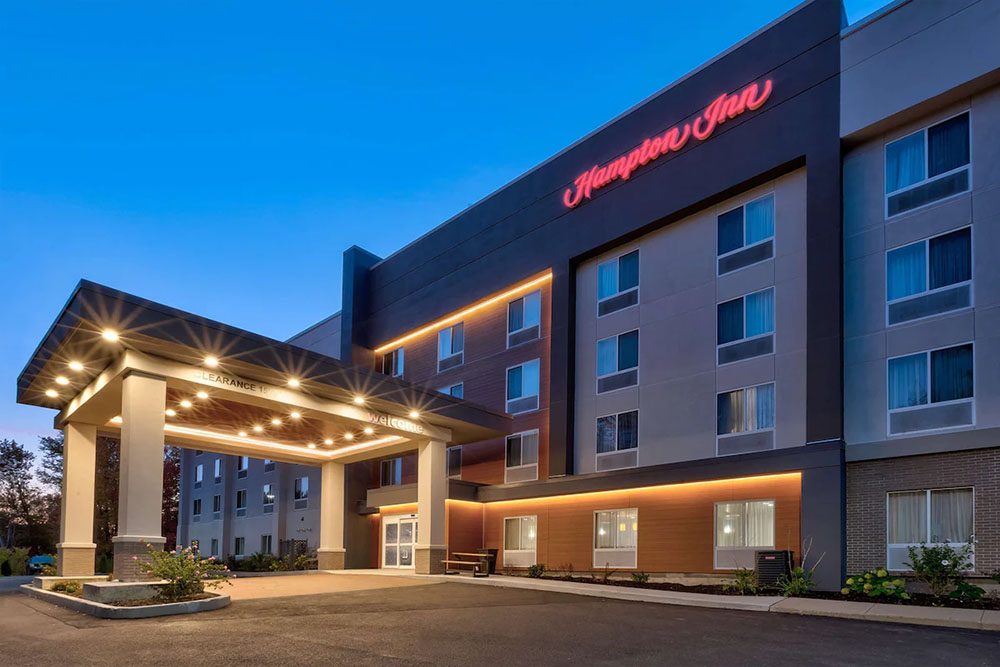Cover Cheap hotels in Waterbury CT