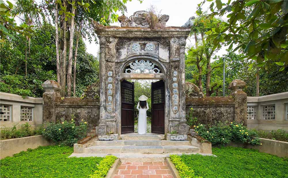 Ancient Architecture of An Hien Garden