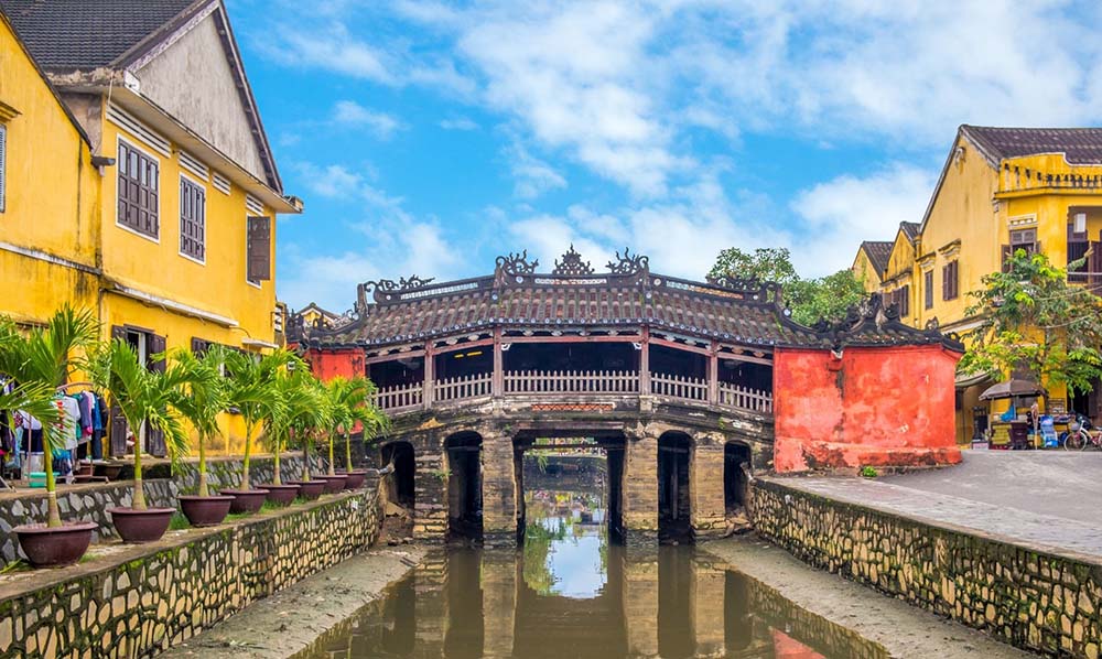 Bridge Pagoda Hoi An