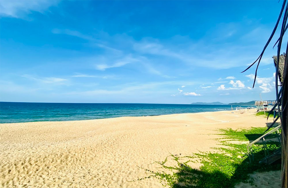 Ham Rong Beach