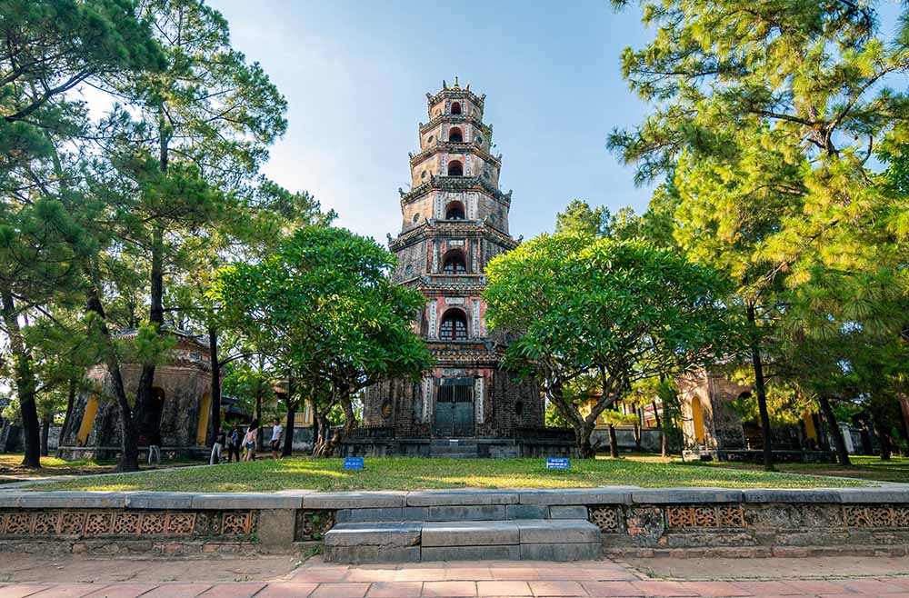 Historic Beauty of Thien Mu Pagoda