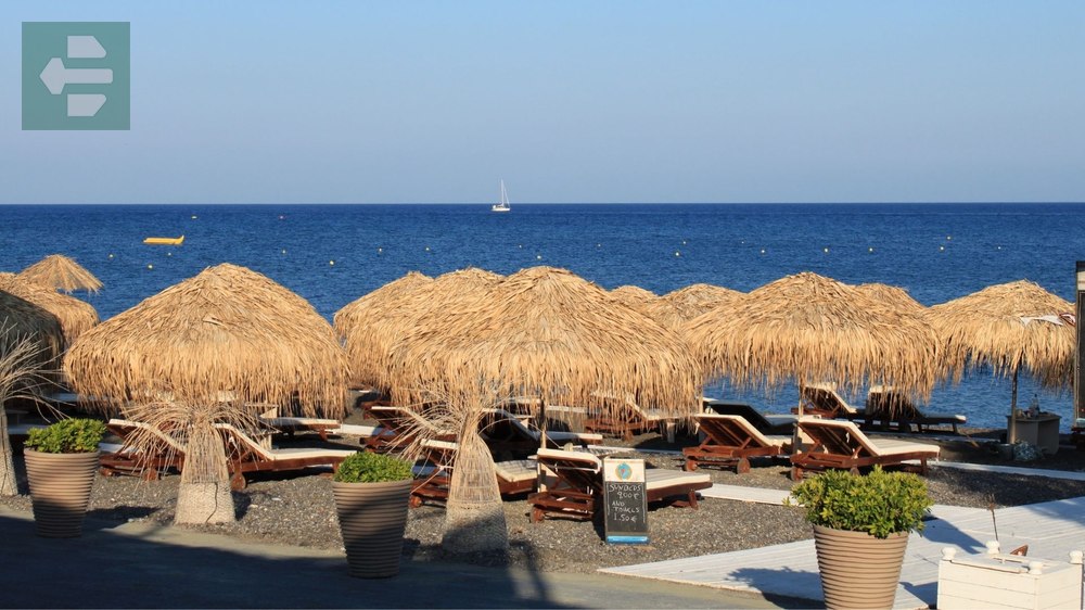 Perivolos Beach Santorini