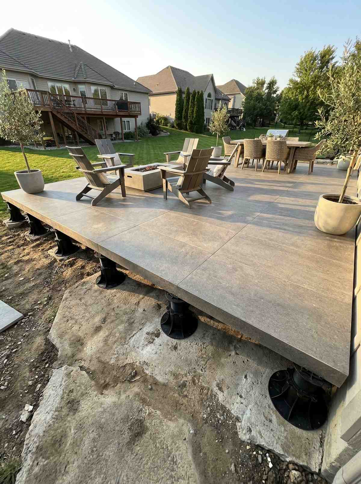 outdoor tile pedestal system