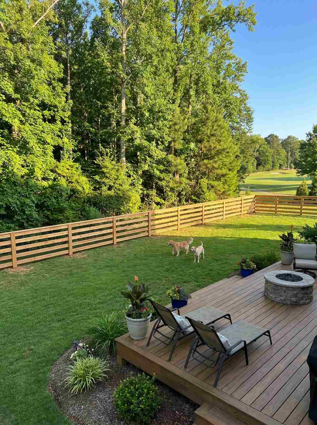 horizontal rail ranch fence