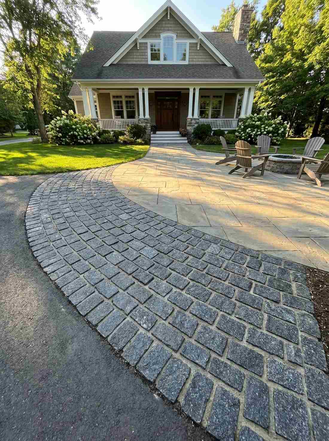 cobblestone accents