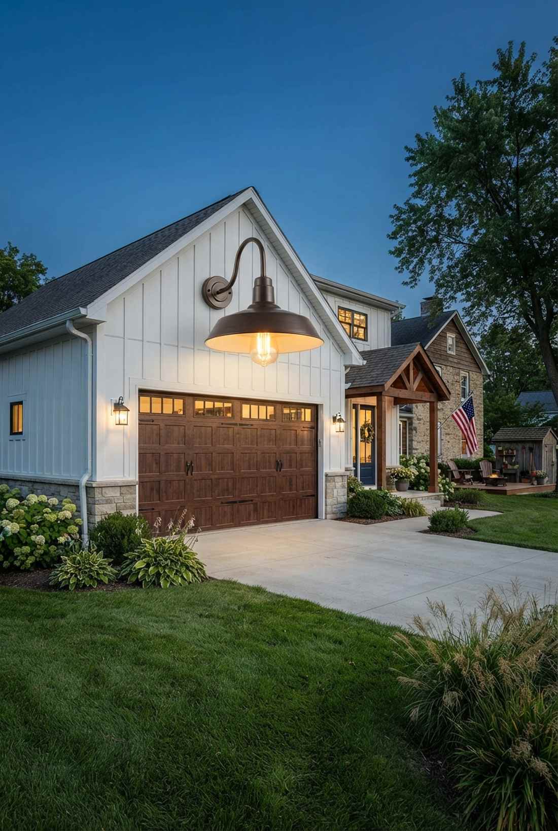 gooseneck barn light